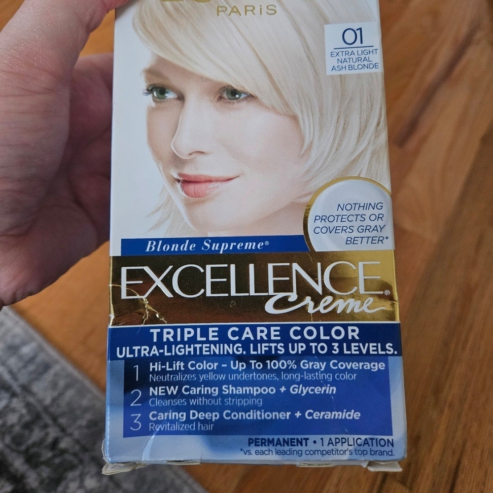Excellence Creme Blonde Hair Color